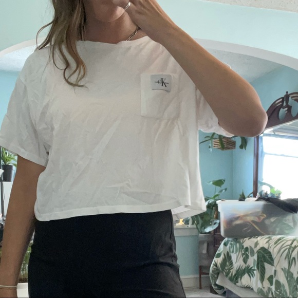 White Calvin Klein Tee - Picture 3 of 7